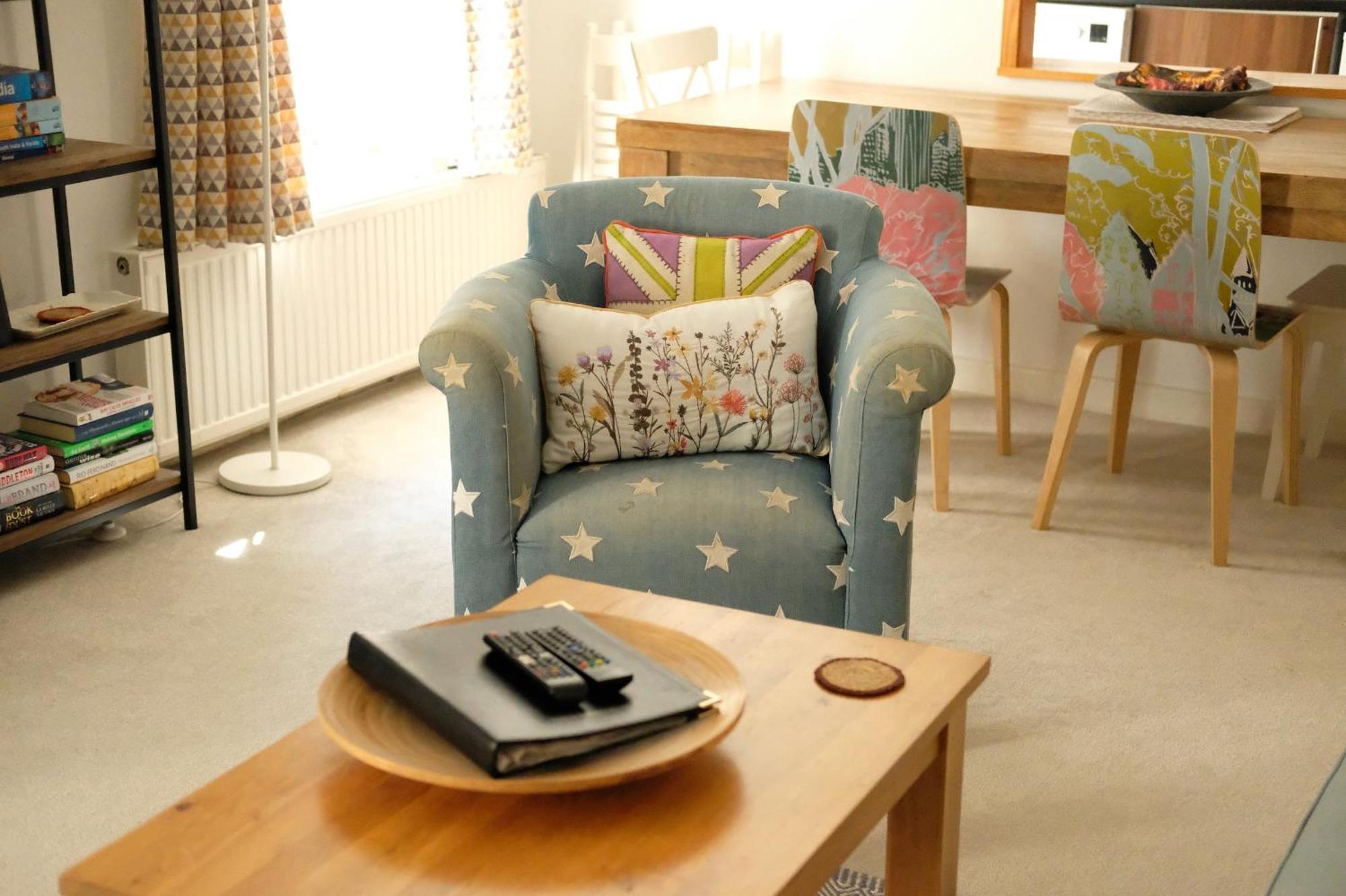 Spacious City Centre Apartment Bath Luaran gambar